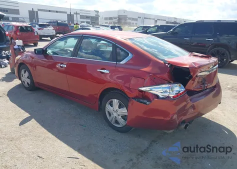 2015 Nissan Altima 2.5/2.5 S/2.5 Sl/2.5 Sv из США, поврежденный, VIN 1N4AL3AP3FC255201